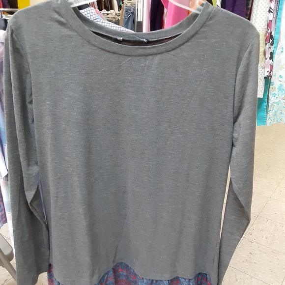 Shirt - Picture 1 of 2